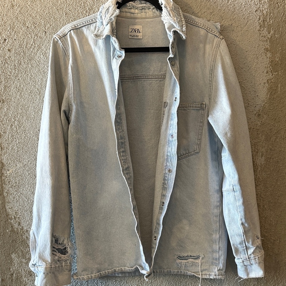 Zara Faded Blue Denim Shirt - Picture 5 of 6